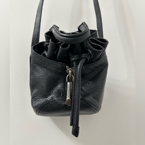 Aritzia Wilfred free small bucket bag - Picture 2 of 6